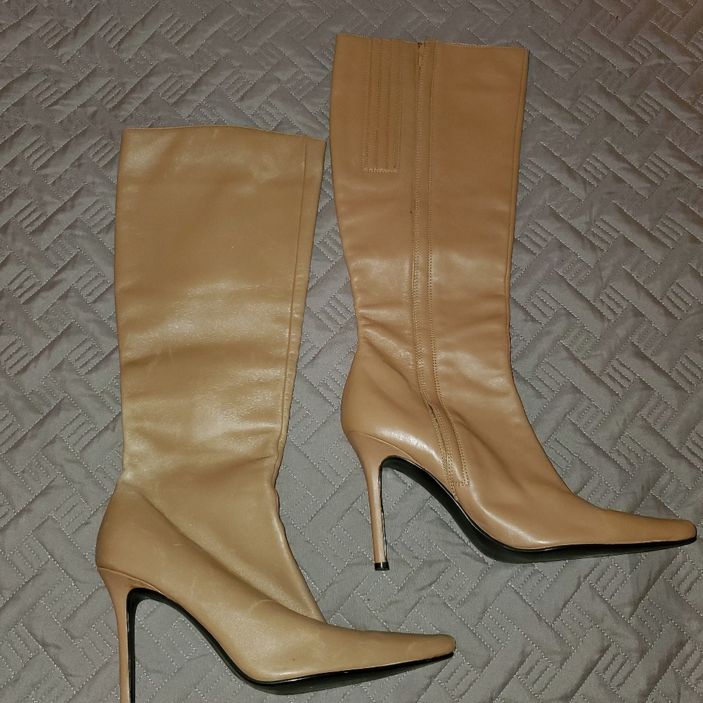Colin Stuart Camel Knee High Boots size 9